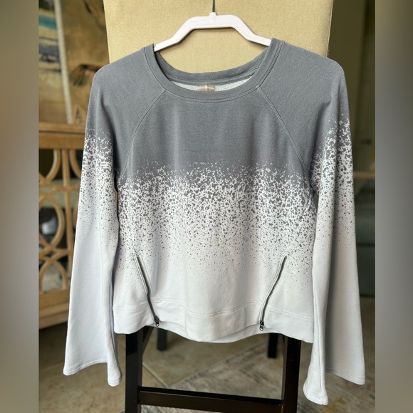 CALIA by Carrie Underwood Gradient Crewneck Sweatshirt with Zippers - Size Small - Picture 1 of 8